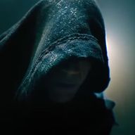 Cape noire en laine usée