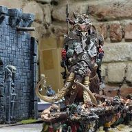 Kragňous přichází