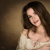 Stephany "Scarlet" Valet