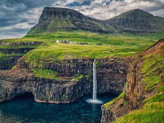 Broken when not held