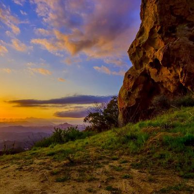 Cassandra Volentis "Lune Froide" header image