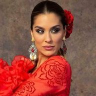 Garou - 33 .1- La femme à la robe rouge sang