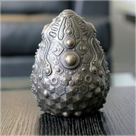 Egg Statue of Creche