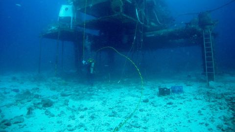 Underwater Habitat - Sam's Refuge