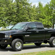 1999 Dodge Ram 1500 V8 Magnum
