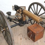Maxim Gun
