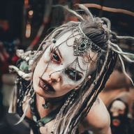 Kitara "Mère Corbeau"